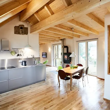 Basalt-loft Ferienhaus *